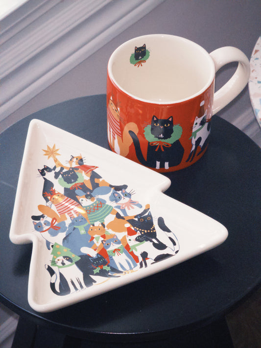 Jubilee Kitty Carol Christmas Plate