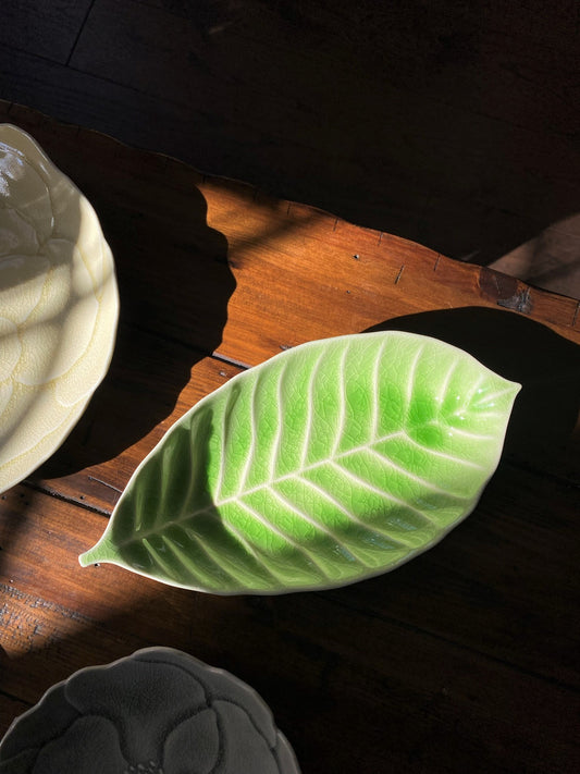 Handmade Leaf Dish SETO WARE