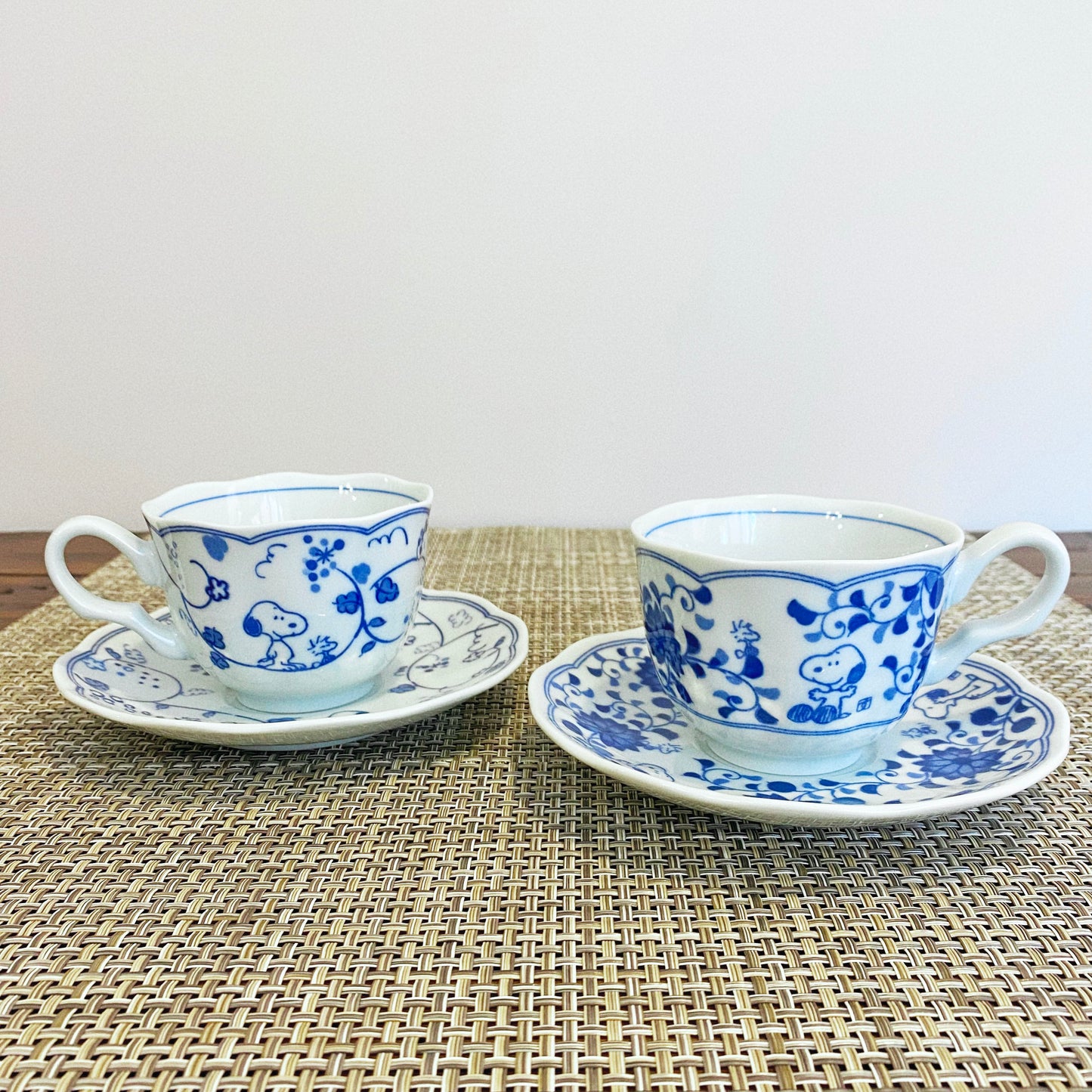 Snoopy Gift Collection Arabesque Cup & Saucer