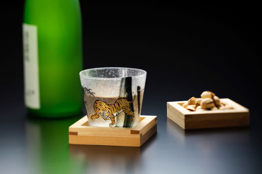 ISHIZUKA Glass Aderia Premium - Bamboo & Tiger Sake Glass With Sandalwood Tray