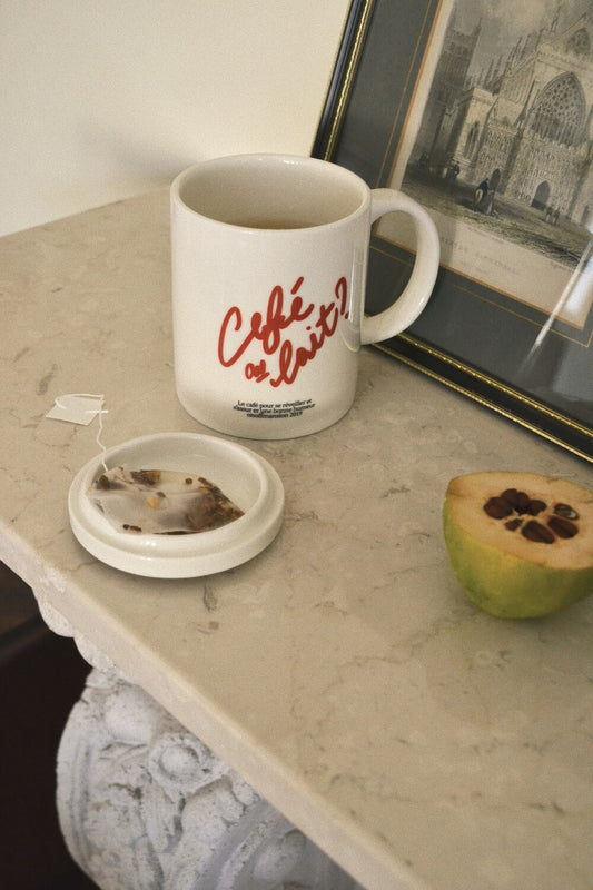 Cafe au lait cover mug (red)
