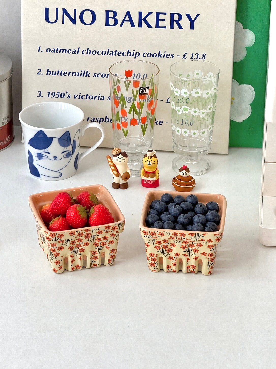 Bouquet Berry Basket