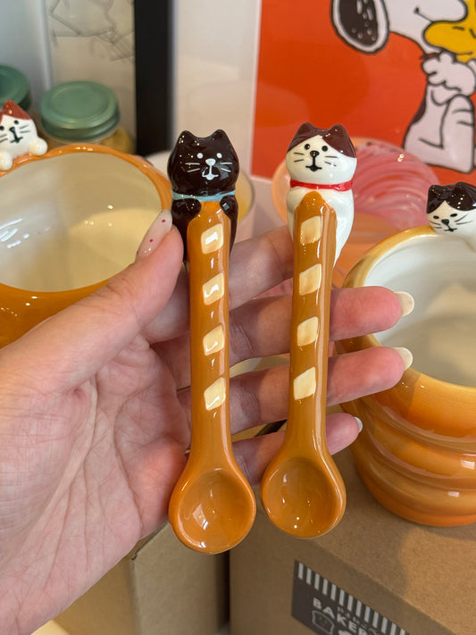 DECOLE concombre Baguette Spoon Tuxedo Cat